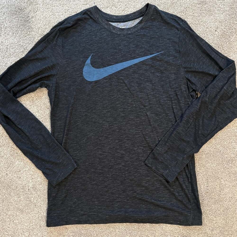 Nike Men's Heathered Black w Blue Swoosh The Nike Tee LS Dri-fit, Medium NWOT